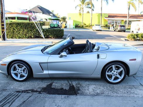 Used 2007 Chevrolet Corvette Convertible image 2