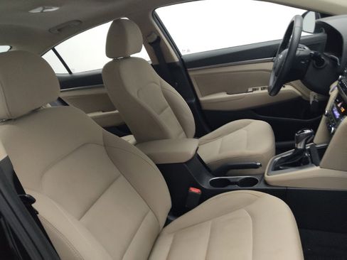 Used 2018 Hyundai Elantra Value Edition w/ Cargo Package image 21