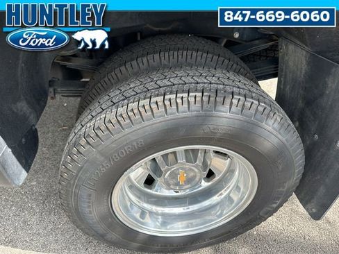 Used 2024 Chevrolet Silverado 3500 High Country w/ High Country Premium Package AWD/4WD image 8