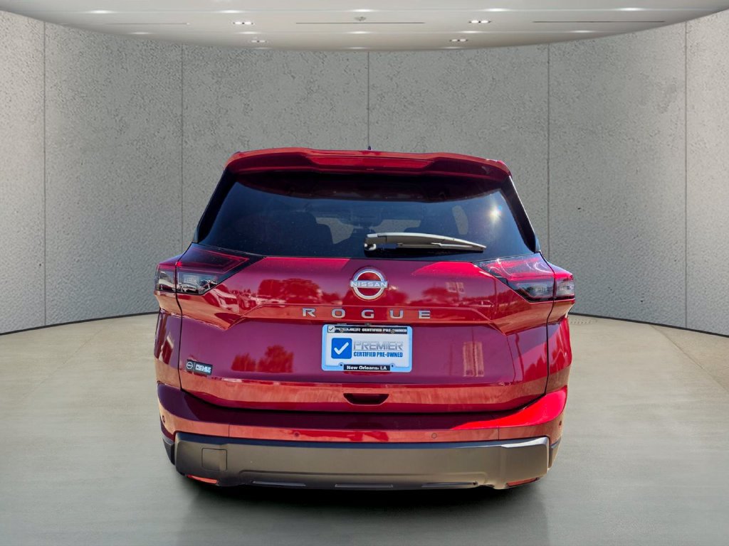 Used 2026 Nissan Rogue S FWD image 4