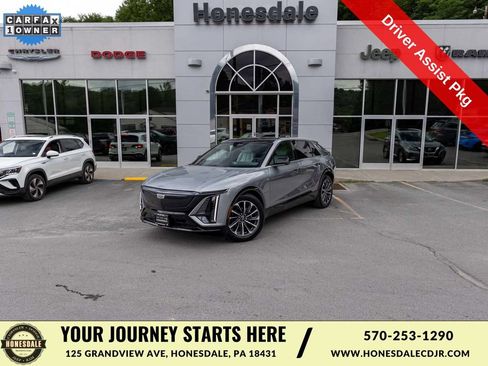 Used 2024 Cadillac Lyriq Sport AWD/4WD image 1