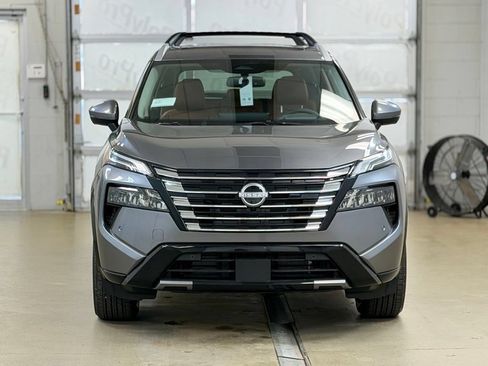New 2026 Nissan Rogue Platinum w/ Platinum Premium Package AWD/4WD image 2