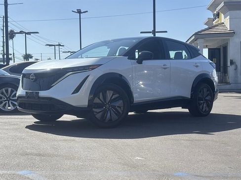 Used 2023 Nissan Ariya AWD image 1