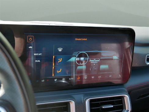 Used 2024 Ford Mustang GT Premium image 22