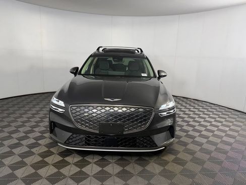 Used 2025 Genesis Electrified GV70 AWD/4WD image 11