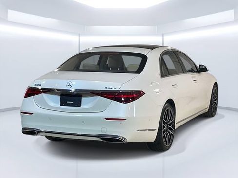 Used 2023 Mercedes-Benz S 500 4MATIC image 7