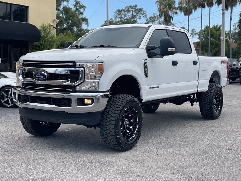 Used 2020 Ford F250 XLT w/ XLT Value Package AWD/4WD image 16