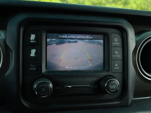 Used 2020 Jeep Wrangler Unlimited Sport AWD/4WD image 9