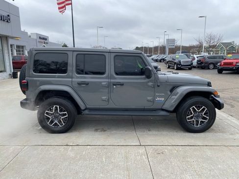 Used 2021 Jeep Wrangler Unlimited Sahara w/ Cold Weather Group image 2