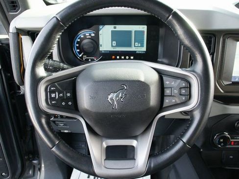 Used 2023 Ford Bronco Badlands w/ Sasquatch Package image 20