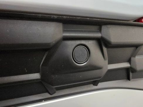 Used 2025 Audi Q5 Premium Plus w/ Premium Plus image 13