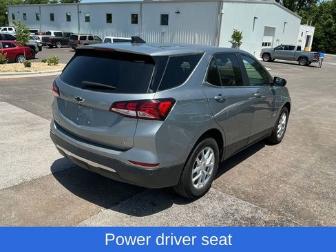 Used 2024 Chevrolet Equinox LT w/ LPO, Floor Liner Package FWD image 3
