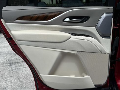 Certified 2024 Cadillac Escalade Sport Platinum image 13