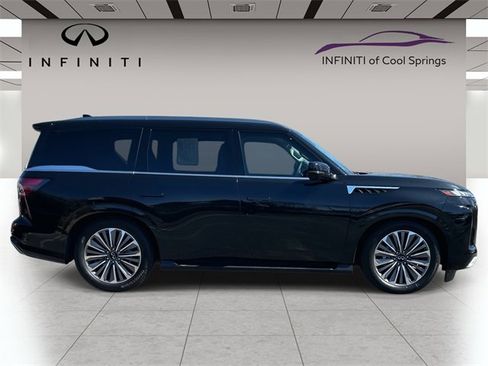 Certified 2025 INFINITI QX80 Sensory image 8