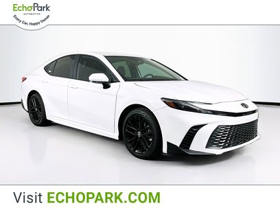 Used 2025 Toyota Camry SE