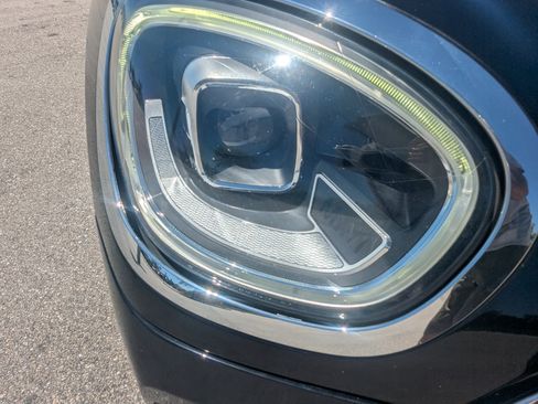 Used 2022 MINI Cooper Countryman FWD image 11