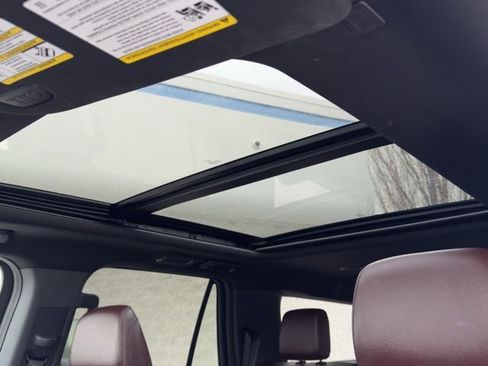 Used 2024 Ford Expedition Max Limited image 19