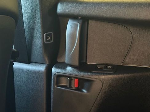 New 2026 Chrysler Pacifica Select FWD image 14