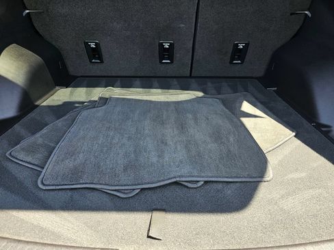 New 2025 Chevrolet Equinox EV RS w/ Active Safety Package 3 AWD/4WD image 15