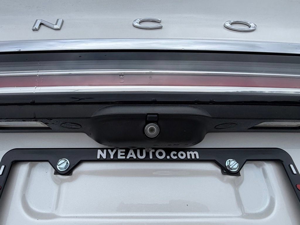 Used 2019 Lincoln Nautilus Reserve AWD/4WD image 42