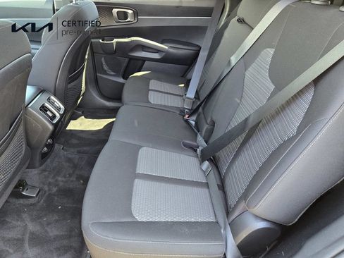 Used 2021 Kia Sorento LX FWD image 12