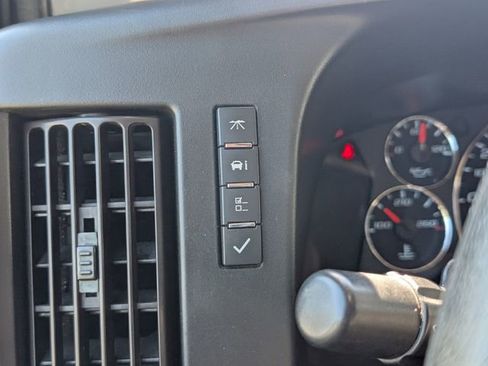 Used 2023 GMC Savana 3500 LS w/ Chrome Appearance Package image 26