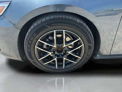 Used 2019 Chevrolet Malibu LT FWD image 23