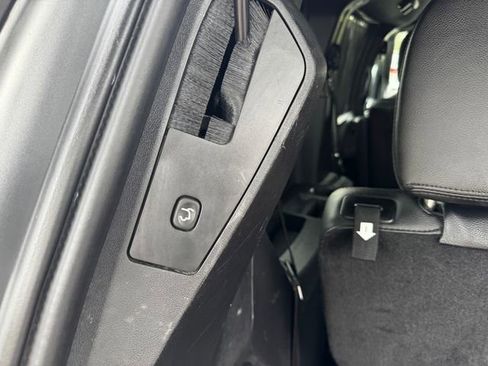 Certified 2020 Dodge Grand Caravan GT FWD image 18