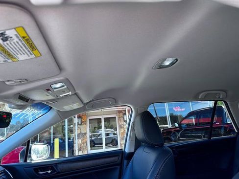 Used 2019 Subaru Outback 2.5i Limited image 12