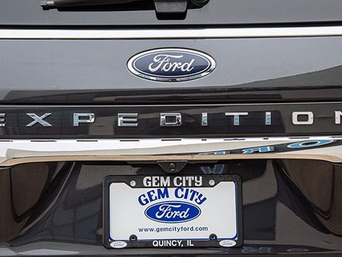 Used 2024 Ford Expedition Limited image 20