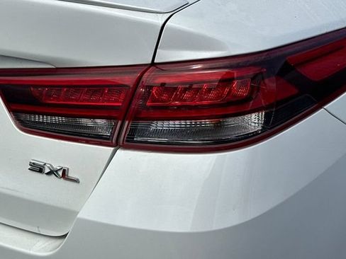 Used 2017 Kia Optima SX FWD image 7