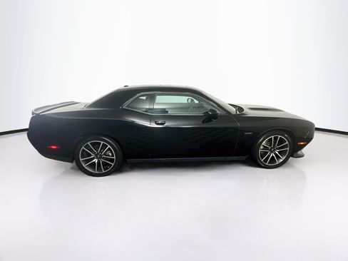 Used 2023 Dodge Challenger R/T RWD image 10
