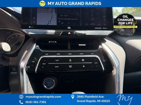 Used 2021 Toyota Venza Limited w/ Advanced Technology Package AWD/4WD image 20