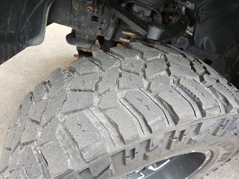 Used 2015 RAM 1500 Express image 27