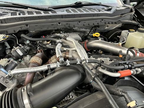 Used 2023 Ford F350 Limited image 30