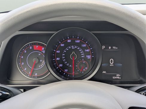 Used 2023 Hyundai Elantra SEL FWD image 24
