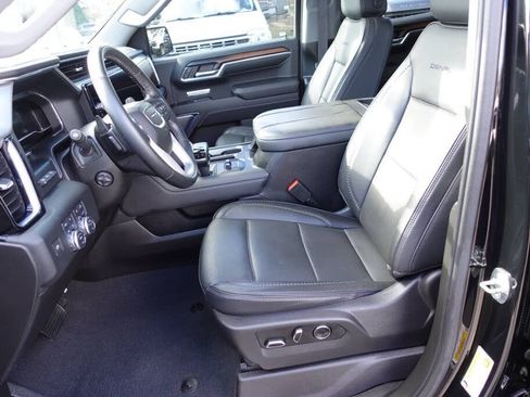 Used 2024 GMC Sierra 1500 Denali w/ Denali Reserve Package AWD/4WD image 22