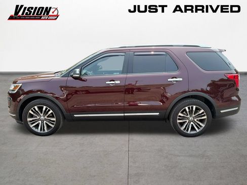 Used 2018 Ford Explorer Platinum AWD/4WD image 8