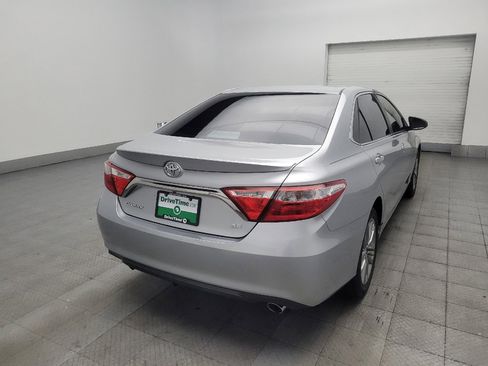 Used 2016 Toyota Camry SE FWD image 9
