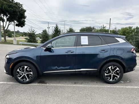 Used 2024 Kia Sportage EX w/ EX Premium Package AWD/4WD image 2