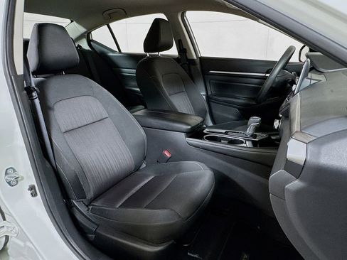 Used 2023 Nissan Altima 2.5 SV FWD image 24