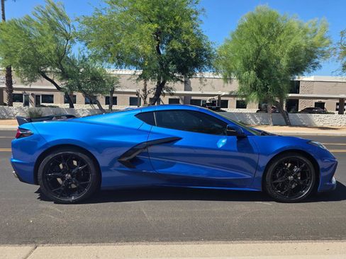 Used 2022 Chevrolet Corvette Stingray Preferred Cpe w/ Z51 Performance Package RWD image 30