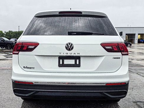 Used 2022 Volkswagen Tiguan S AWD/4WD image 5