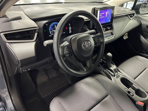 Used 2026 Toyota Corolla LE w/ LE Premium Package FWD image 13