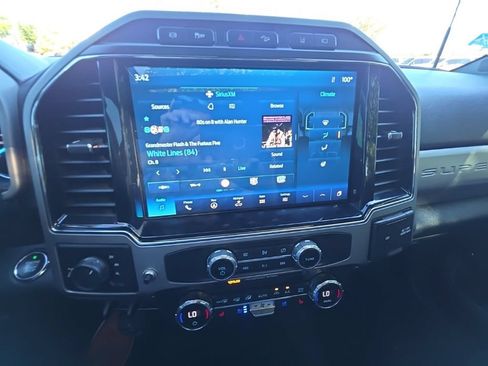 Used 2022 Ford F350 Lariat w/ Lariat Ultimate Package AWD/4WD image 42