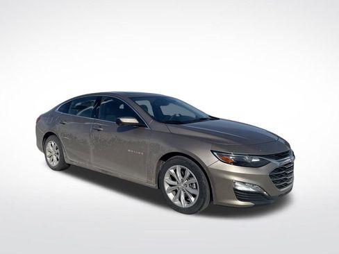 Used 2024 Chevrolet Malibu LT image 2