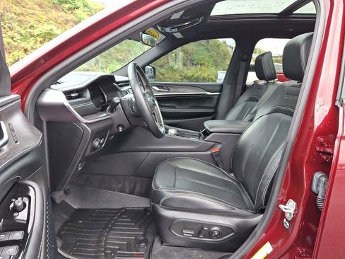 Used 2022 Jeep Grand Cherokee L Overland image 16