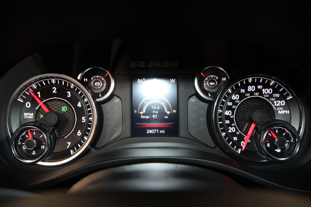 Used 2023 RAM 1500 Big Horn AWD/4WD image 7