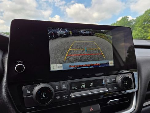 Used 2024 Toyota Grand Highlander AWD image 26