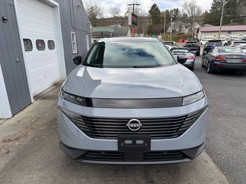 Used 2025 Nissan Murano SL w/ Cargo Package image 2